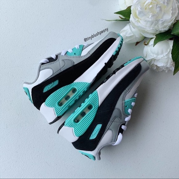 Nike Air Max 90 (GS) NWT - Picture 5 of 9